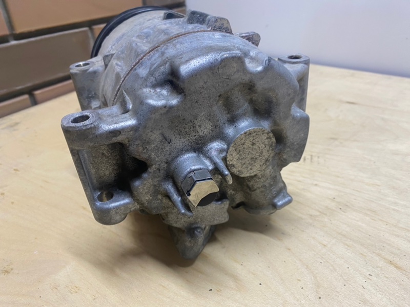 Компрессор кондиционера Rav 4 2021 XA50