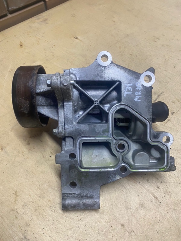 Помпа X-Trail 2008 T31 MR20