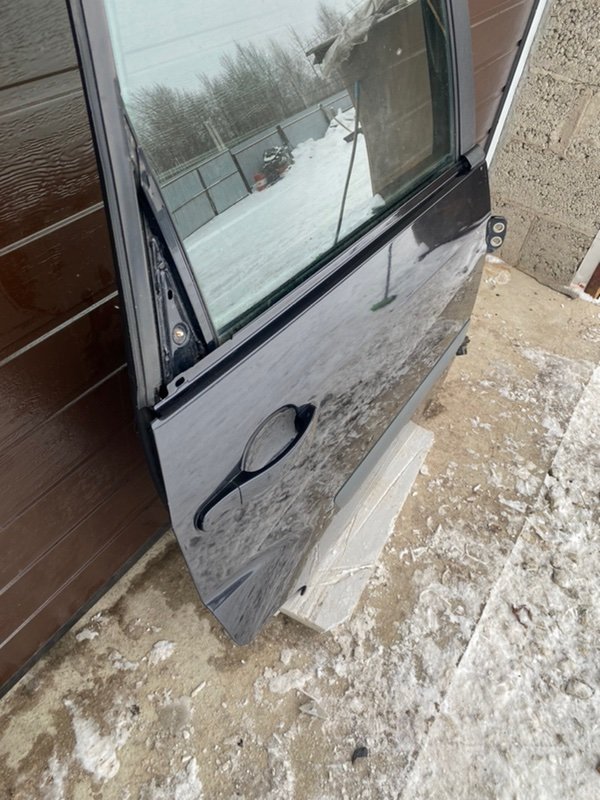 Дверь задняя правая Fiesta 2008 MK5 Дверь задняя правая Fiesta 2008 MK5