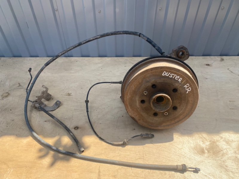 Поворотный кулак задний правый Renault Duster 2015 K4M 430184438R контрактная