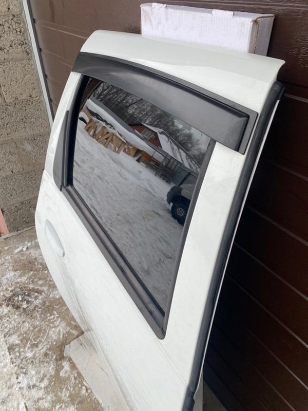 Дверь задняя правая Duster 2017 HSA K9K 858 1.5