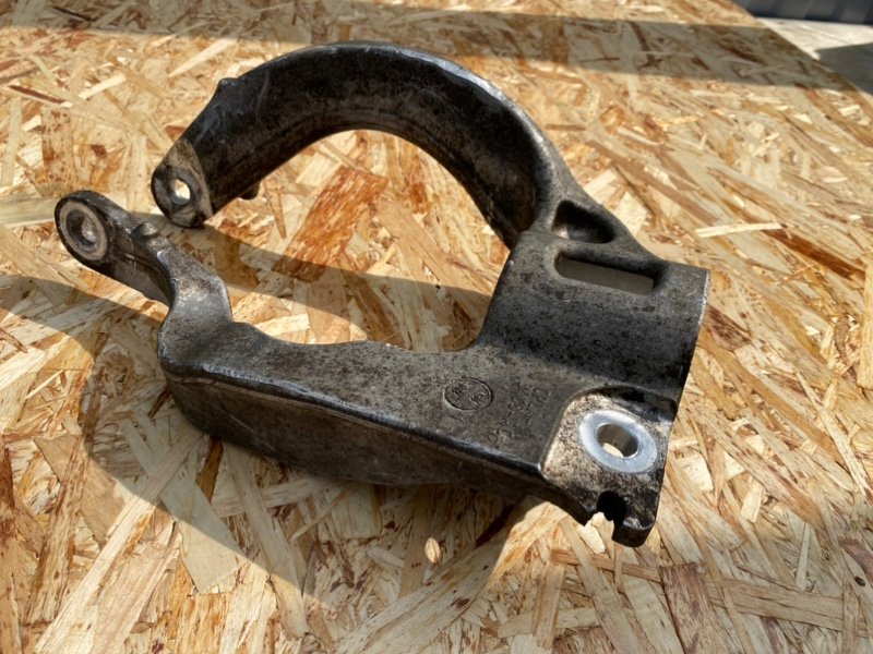 Вилка амортизатора передняя левая Range Rover 2019 L405 306DT