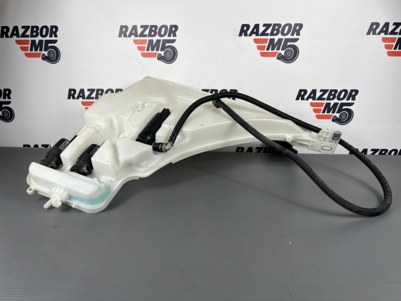Бачок омывателя BMW 320D 2014 F30 F31 N47N 61667241676 контрактная