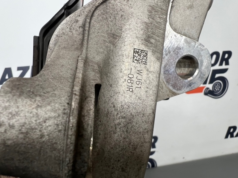 Поворотный кулак передний правый Sorento 2025 MQ4 D4HE Поворотный кулак передний правый Sorento 2025 MQ4 D4HE