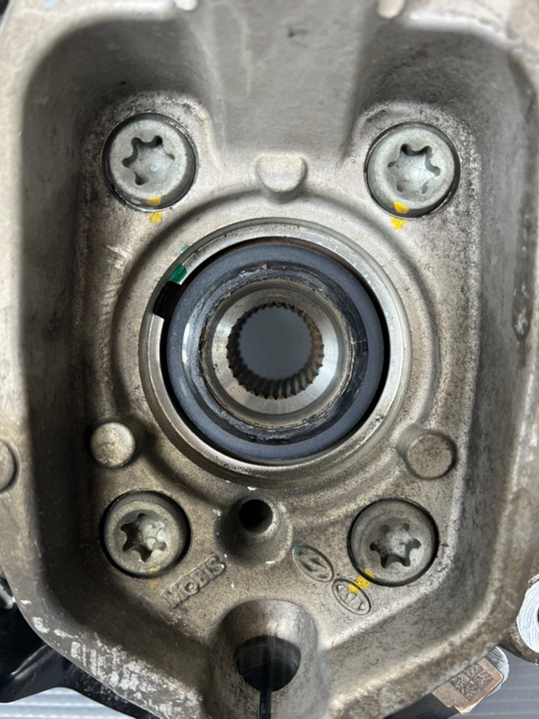 Поворотный кулак передний левый Sorento 2025 MQ4 D4HE