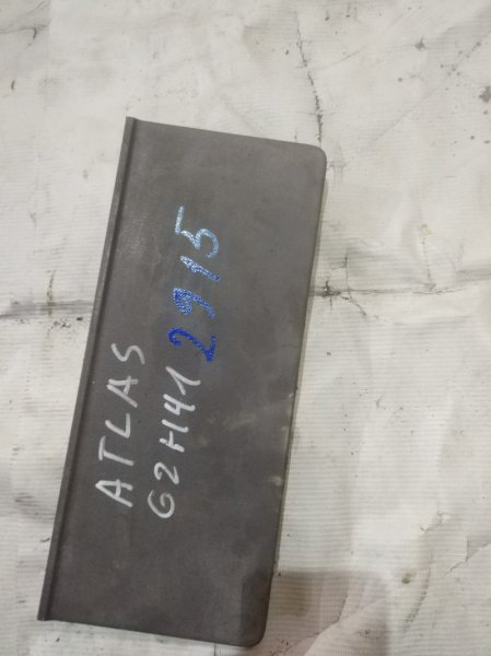 Консоль Nissan Atlas 1994 G2H41 FD42 контрактная