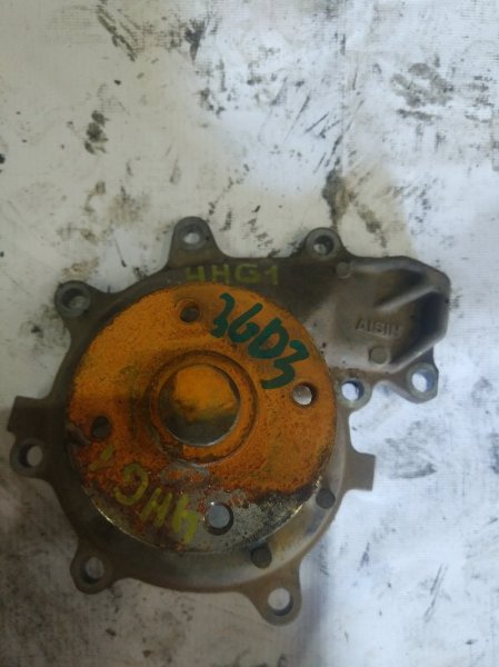 Помпа Isuzu Elf NKR71L 4HG1 Помпа Isuzu Elf NKR71L 4HG1