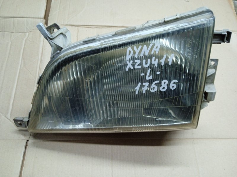 Фара Toyota Dyna XZU411 S05D левая