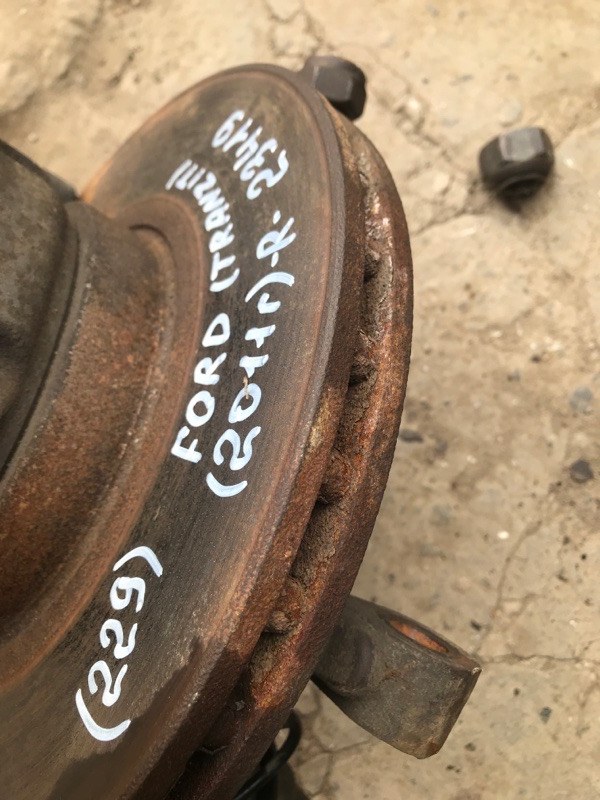 Поворотный кулак передний правый Ford Transit WF0XXXTTFXBJ H9FD