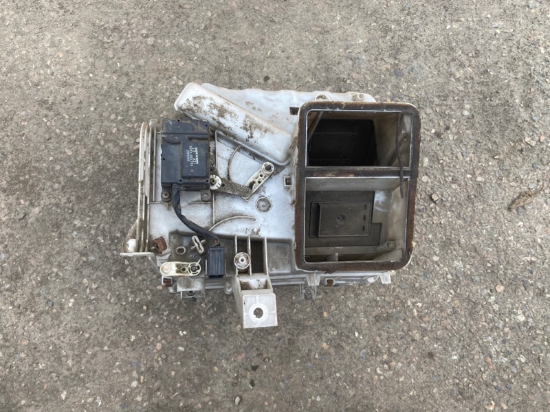 Корпус печки Mitsubishi Canter FE507B 4D33