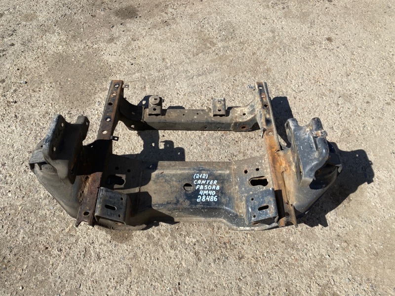 Балка под двс Mitsubishi Canter 2002 FB50AB 4M40 контрактная