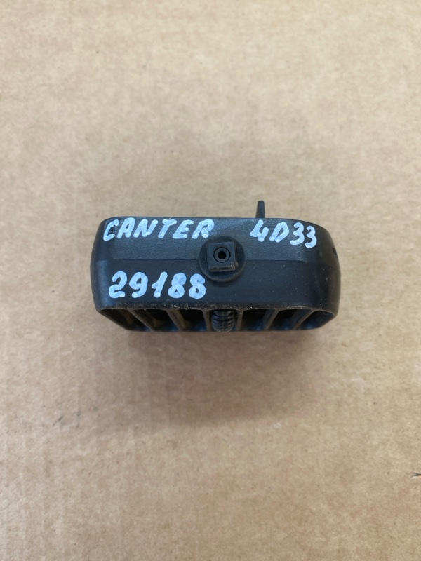 Воздуховоды отопления салона Canter 1997 FE507BT 4D33