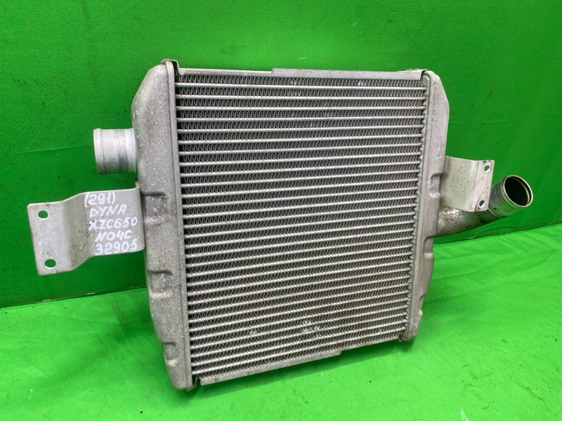 Интеркулер Toyota Dyna XZC605 N04C Интеркулер Toyota Dyna XZC605 N04C