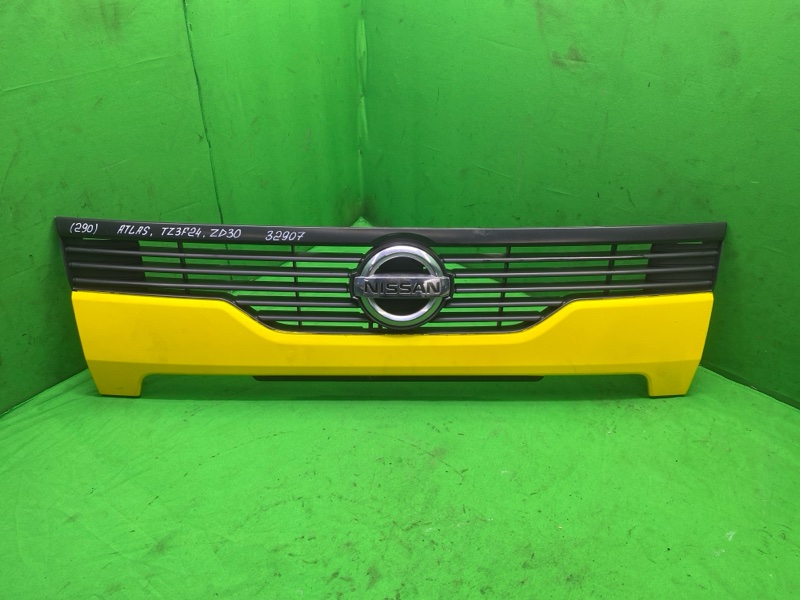 Решетка радиатора Nissan Atlas 2009 TZ3F24 ZD30 контрактная