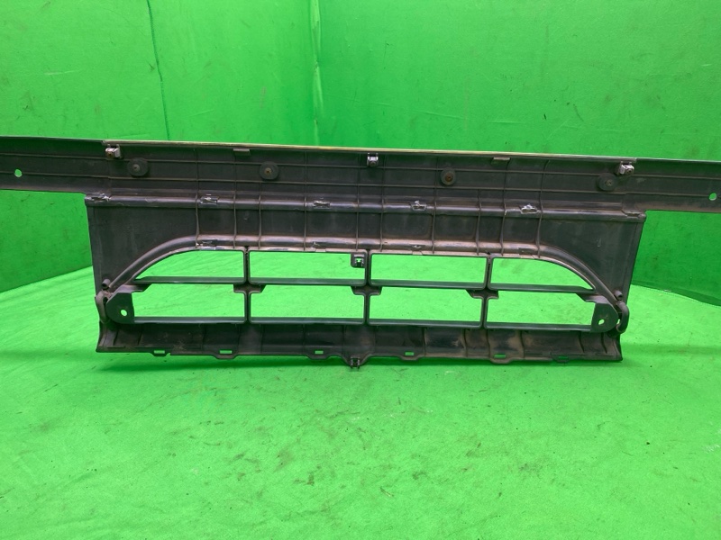 Решетка радиатора Canter 1997 FE516B 4D36 Решетка радиатора Canter 1997 FE516B 4D36