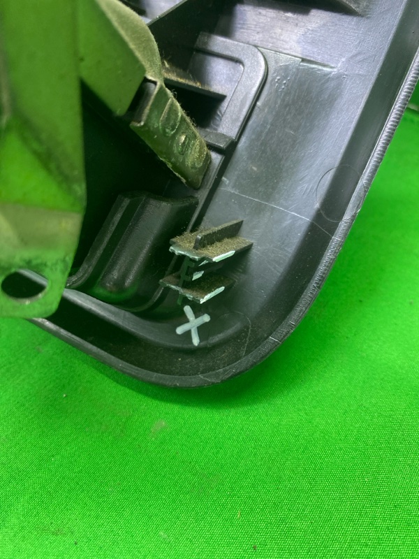 Консоль магнитофона Mitsubishi Fuso Fighter FK61FK 6M60T Консоль магнитофона Mitsubishi Fuso Fighter FK61FK 6M60T