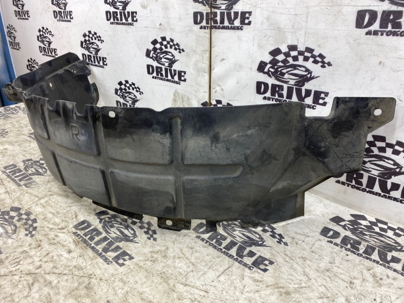 Подкрылок передний правый VEHICROSS UGS25DW