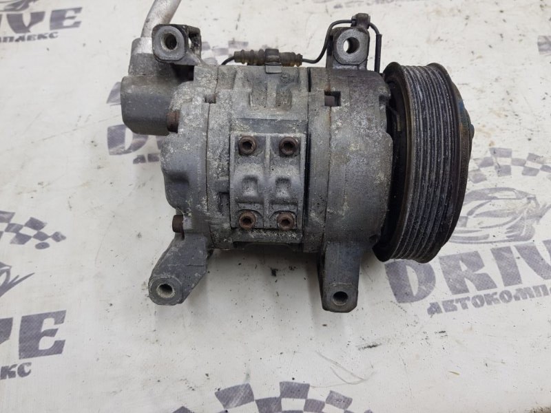 Компрессор кондиционера VEHICROSS 2000 UGS25DW 6VD1