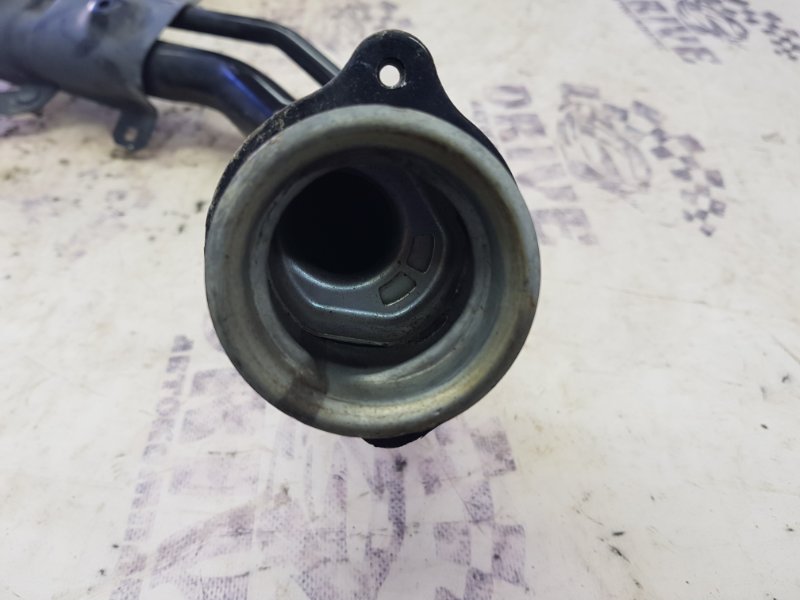 Горловина топливного бака задняя хз