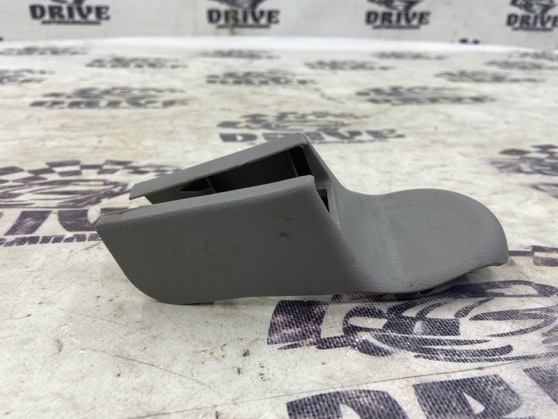 Заглушка передняя правая HONDA Insight ZE2 LDA