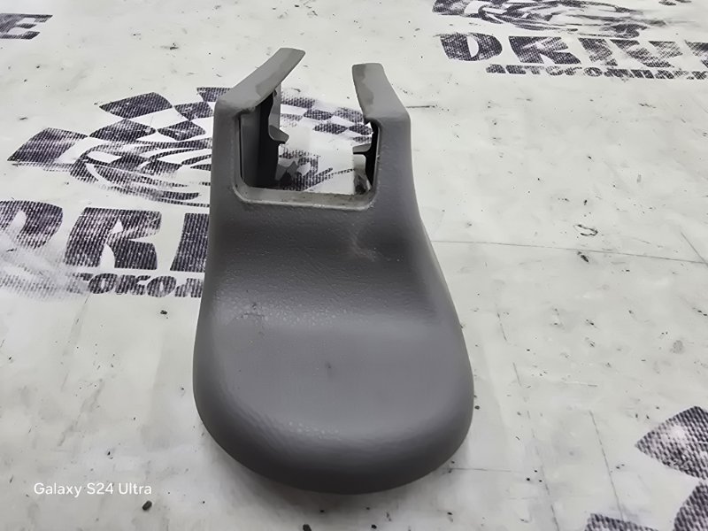 Заглушка полозьев сидения HONDA Insight 2009 ZE2 LDA 81107-TM8-A1 контрактная