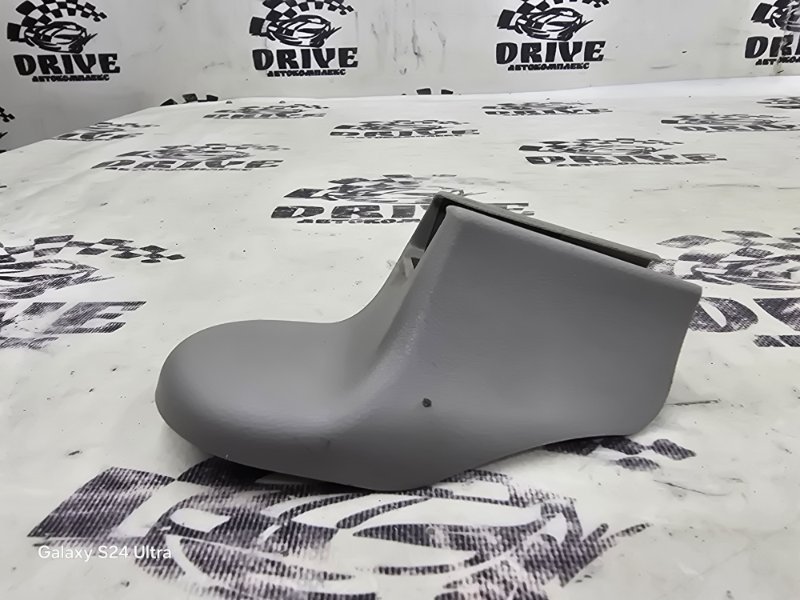 Заглушка полозьев сидения Insight 2009 ZE2 LDA