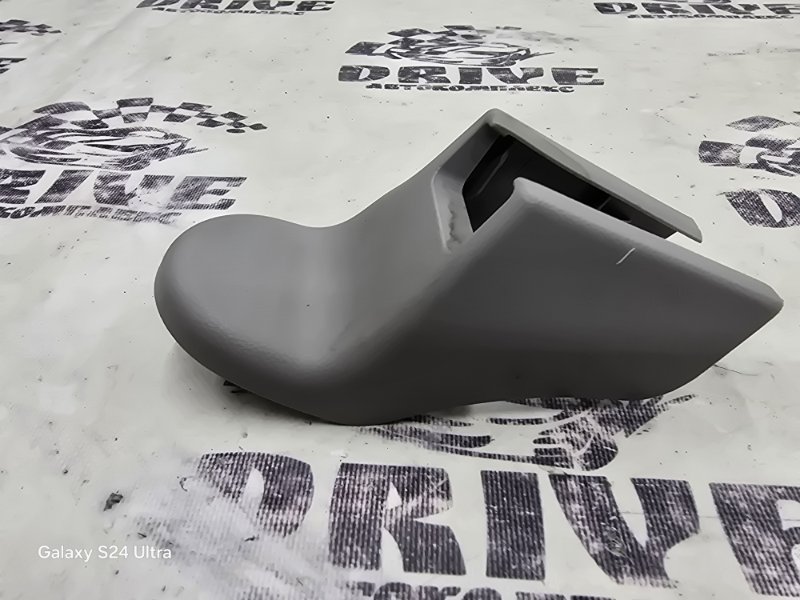 Заглушка полозьев сидения Insight 2009 ZE2 LDA