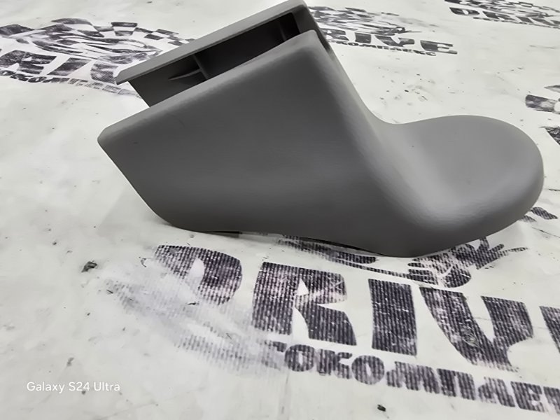 Заглушка полозьев сидения Insight 2009 ZE2 LDA