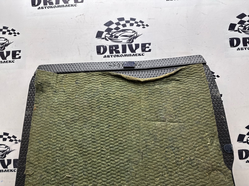 Обшивка багажника задняя Demio DY3R