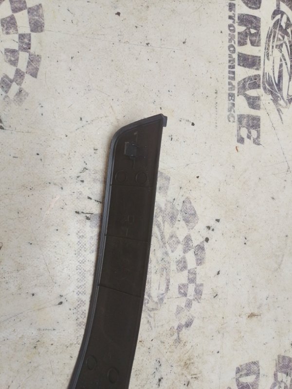 Накладка на порог задняя правая FORESTER 2012 SHJ FB20A