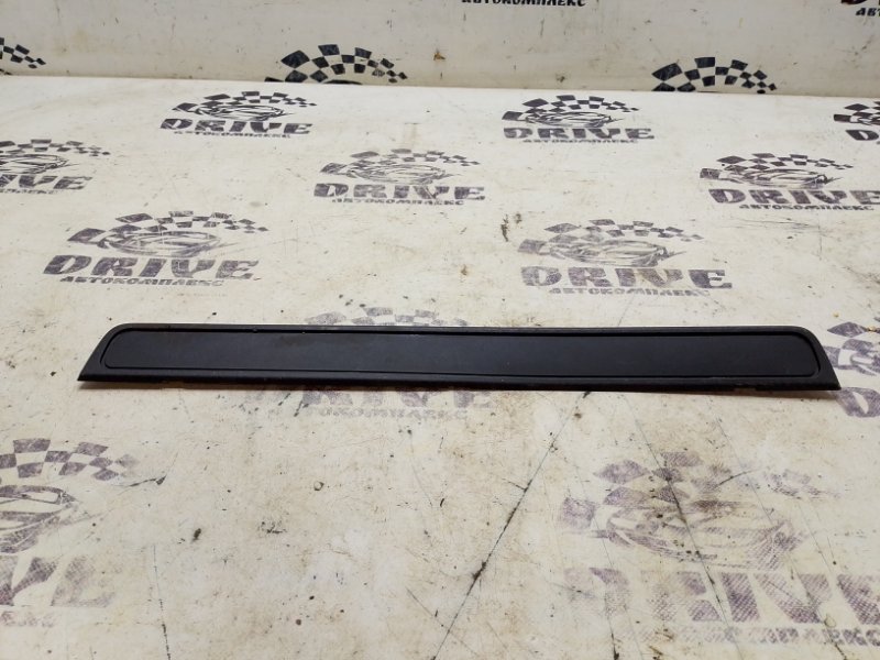 Накладка на порог передняя SUBARU FORESTER 2012 SHJ FB20A 94060FG060 контрактная