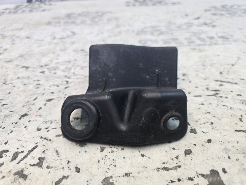 Брызговик задний левый HONDA SHUTTLE 2015 GP8 LEB 74485-T5A-00 контрактная