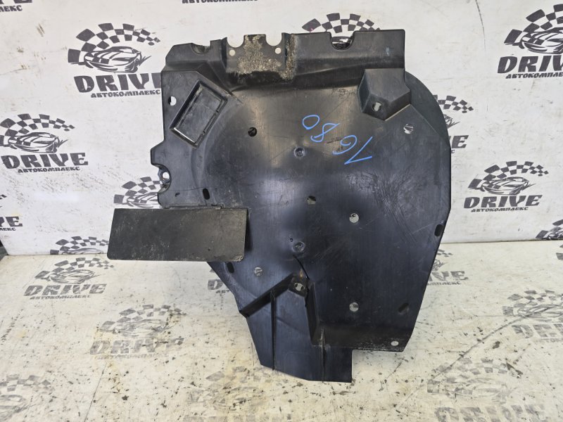 Защита топливного бака передняя правая SUBARU FORESTER 2012 SHJ FB20A 42045-FG021 контрактная