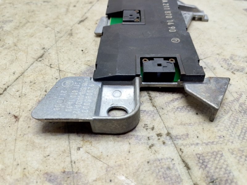 Антенный усилитель E-Class W211