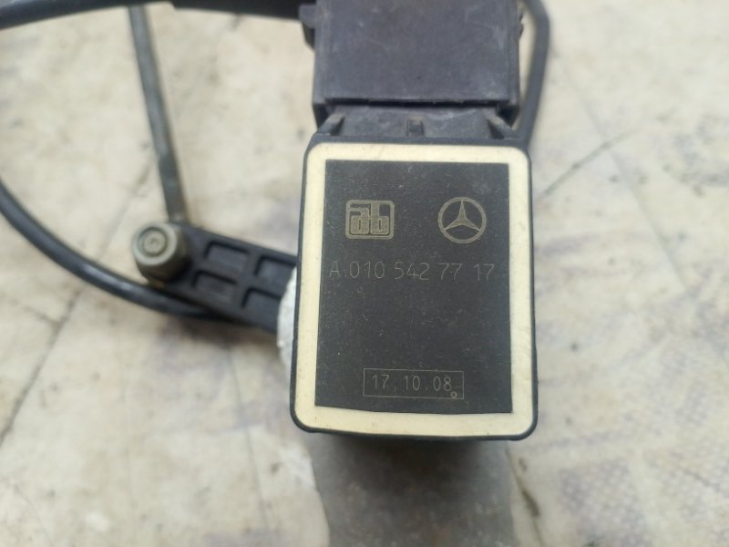 Датчик корректора фар E-Class W211