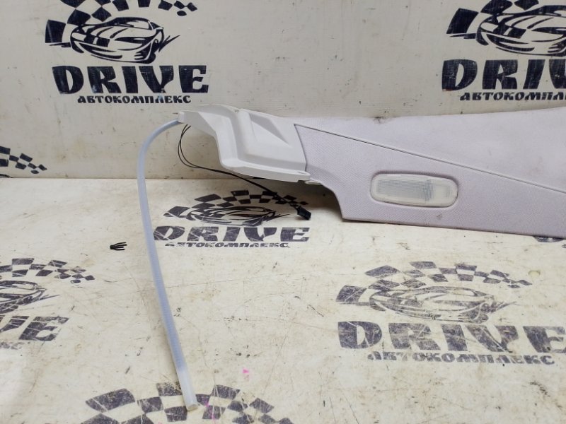 Накладка на стойку кузова задняя левая E-Class W211