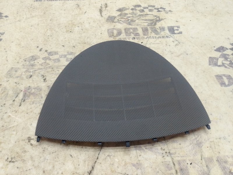 Накладка на торпедо передняя Mercedes-Benz E-Class W211 A2118310036 контрактная