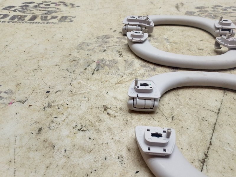 Ручка в салоне E-Class W211