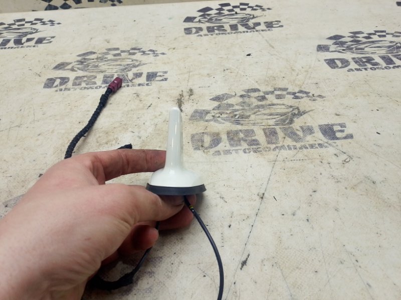 Антенна задняя E-Class W211