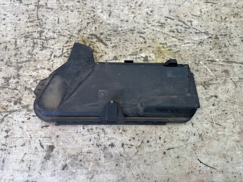 Крышка блока предохранителей Mercedes-Benz E-Class W211 A2115400582 контрактная