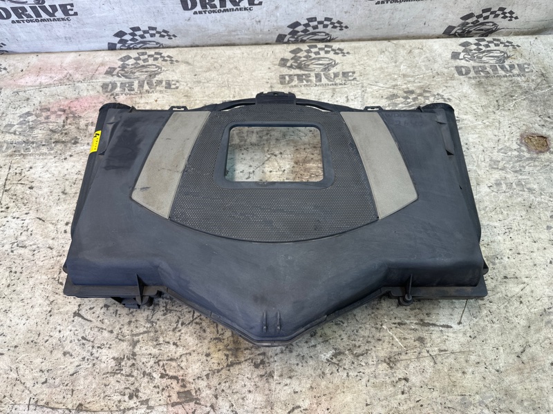 Корпус воздушного фильтра Mercedes-Benz E-Class W211 A2730900901 контрактная