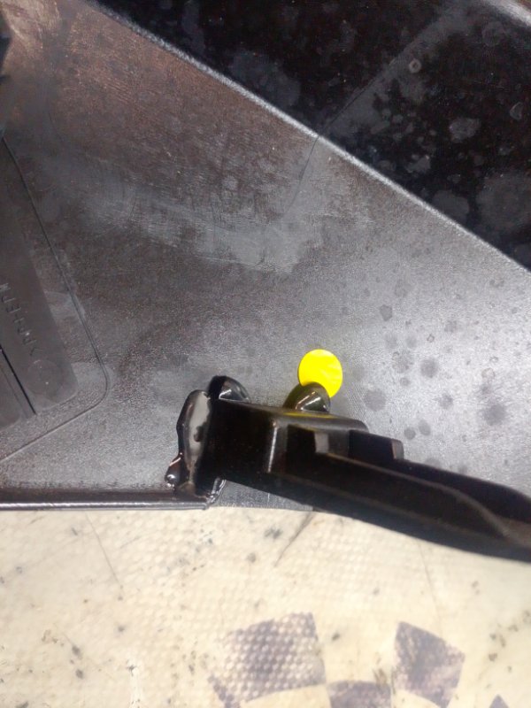 Решетка радиатора передняя LEAF ZE1