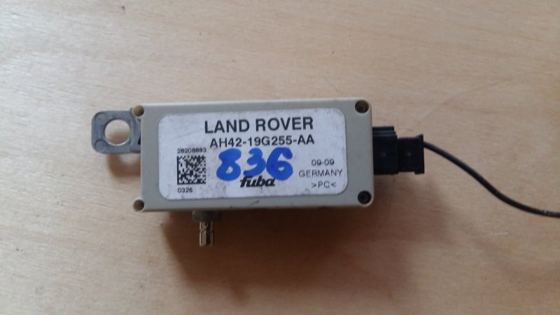 Усилитель антенны Land Rover Range Rover 3 L322 2011