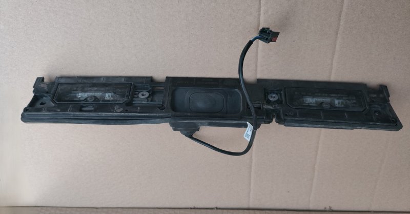 Кнопка отрывания багажника Land Rover Range Rover Sport L494