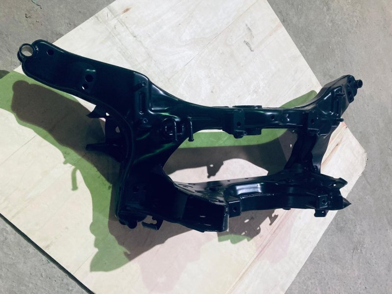 Подрамник задний Xtrail 31