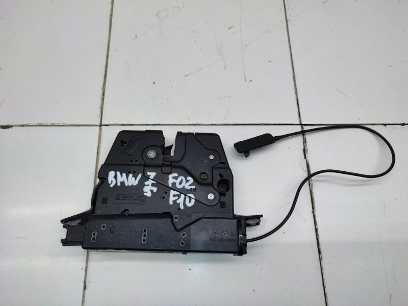 Замок крышки багажника BMW X1 e84 16367210 Б/У