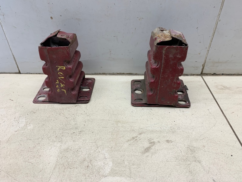 Кронштейн бампера передний Rover 200 1997 хэтчбек 14K2F 1.4 бензин Б/У