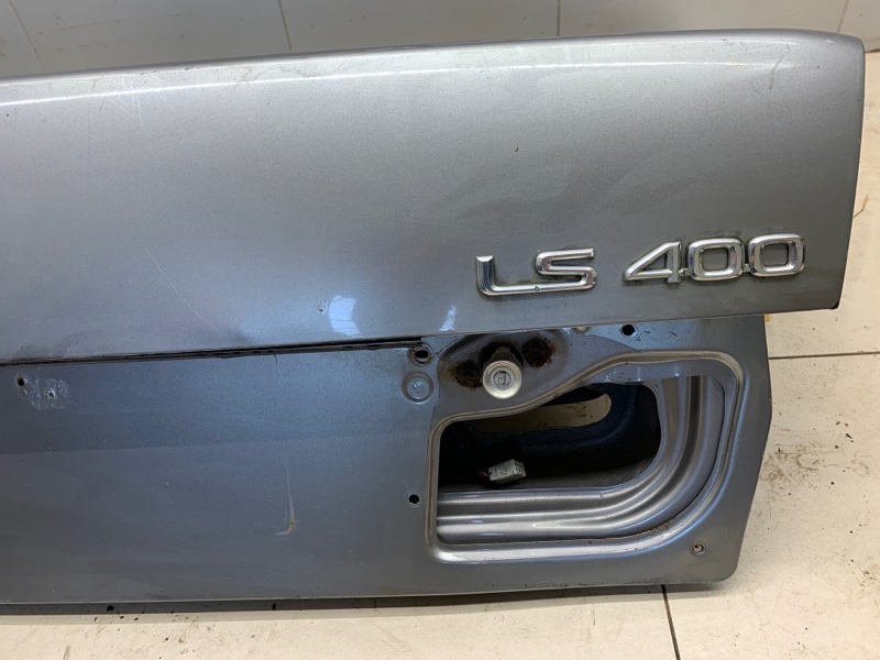 Крышка багажника LS 400 400