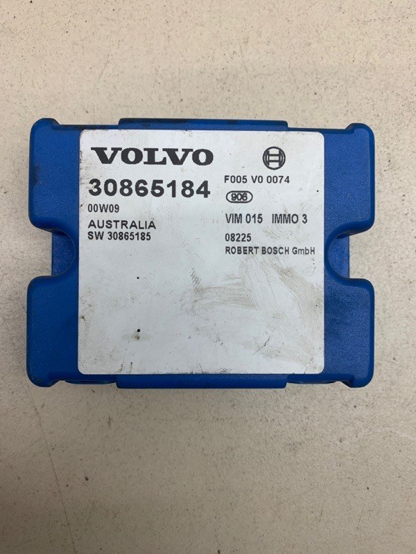 Блок управления иммобилайзером Volvo V40 2000 Универсал 1.9 B4204T 30865184 Б/У