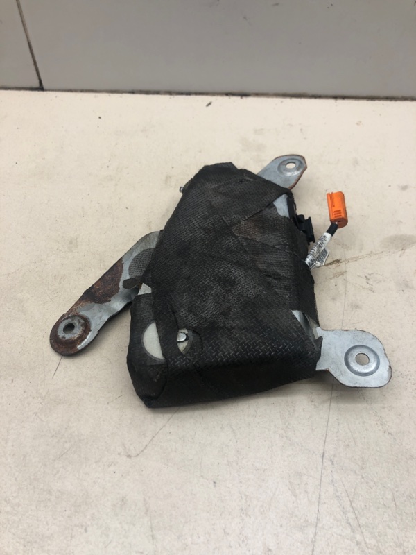 Подушка безопасности боковая левая 5 1999 e39 m52 Подушка безопасности боковая левая 5 1999 e39 m52